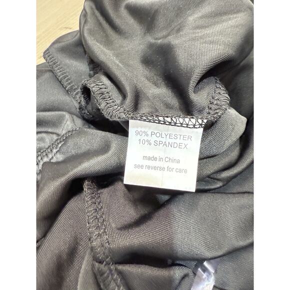 Lioness Black Velvet Lace Spaghetti Strap Romper Size Small - Picture 10 of 10